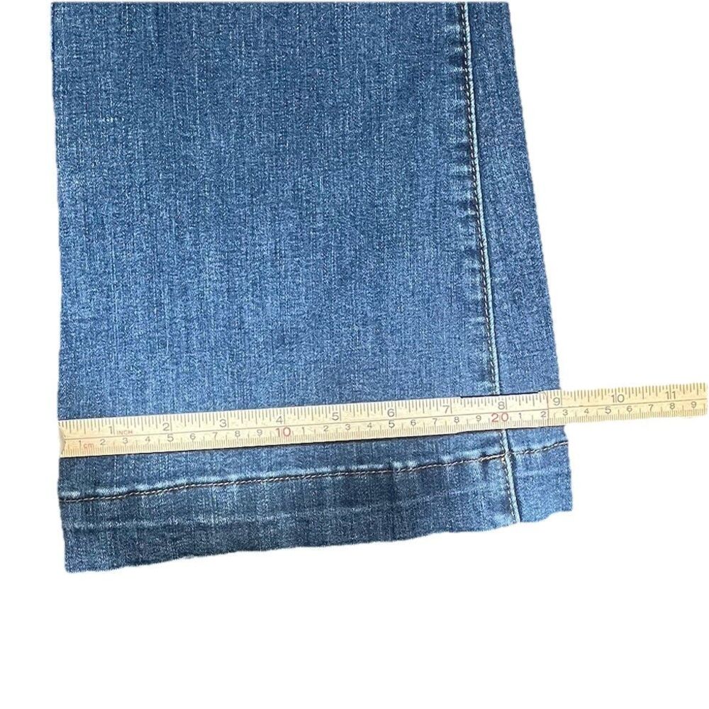 Ashley Mason Ellie Flared Jeans Size 30 8 Mid Rise Soft Blue Denim Boho Retro - Picture 9 of 9